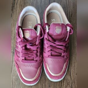K-Swiss Women's Burgundy And Rosegold Sneakers